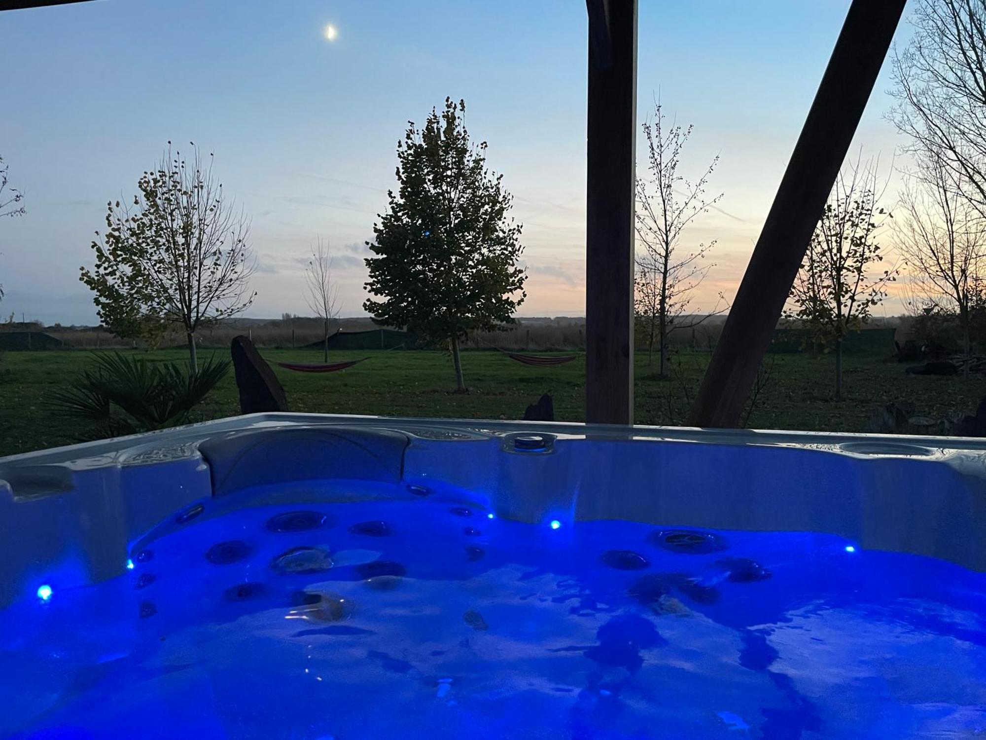 Gite Au Gre De La Loire Piscine Et Spa Saint-Mathurin  Exterior photo